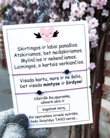 Skirtingos ir labai panašios